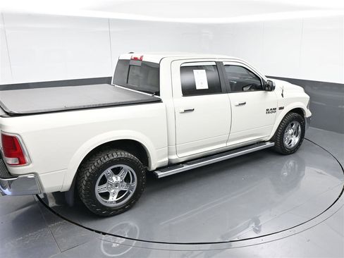 Used 2017 RAM 1500 Laramie w/ Convenience Group image 25