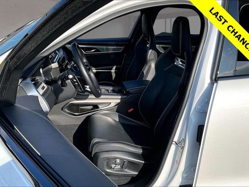 Used 2025 Jaguar F-PACE R-Dynamic S image 25