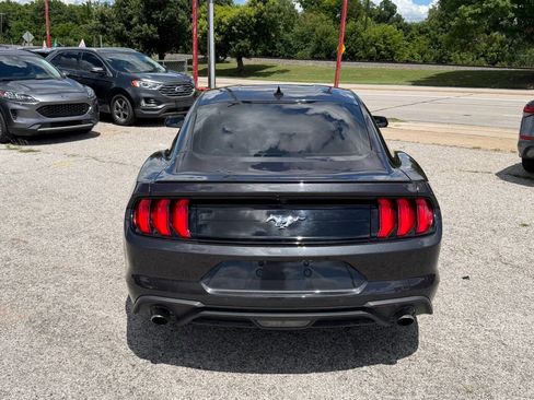 Used 2022 Ford Mustang Premium RWD image 6
