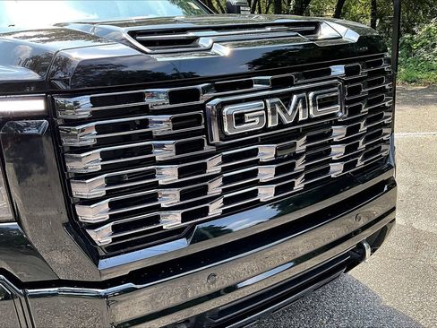 Used 2025 GMC Sierra 2500 Denali Ultimate AWD/4WD image 34
