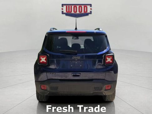 Used 2021 Jeep Renegade Latitude w/ Sun & Sound Group AWD/4WD image 3