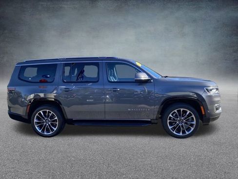 Used 2022 Jeep Wagoneer Series II w/ Premium Group I image 23