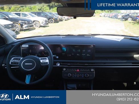 New 2026 Hyundai Tucson SE image 17