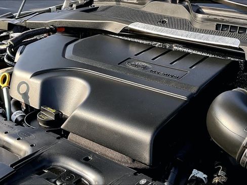 Used 2023 Land Rover Range Rover Evoque R-Dynamic SE image 34