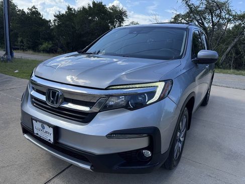 Used 2019 Honda Pilot EX image 4