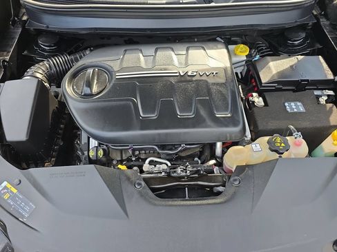 Used 2022 Jeep Cherokee Limited AWD/4WD image 27