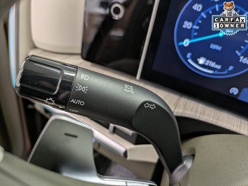 Used 2025 Hyundai Santa Fe Calligraphy AWD/4WD image 17