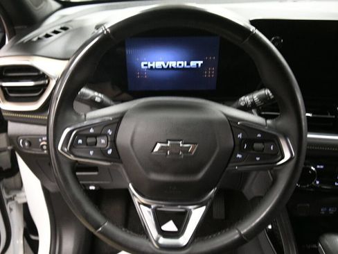 Used 2024 Chevrolet TrailBlazer ACTIV w/ Convenience Package AWD/4WD image 12