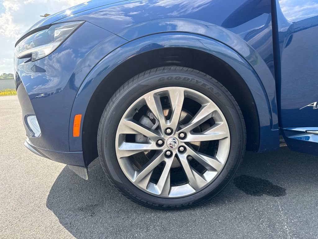 Used 2022 Buick Envision Avenir w/ Technology Package II AWD/4WD image 45