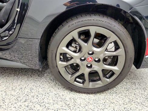 Used 2017 FIAT 124 Spider Abarth RWD image 10