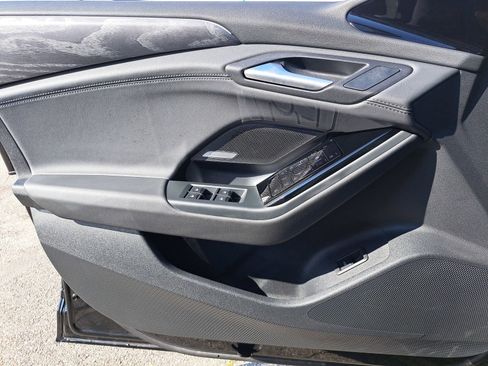 Certified 2025 Audi A6 e-tron Premium Plus w/ Premium Plus image 28