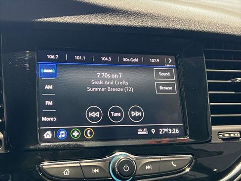 Used 2022 Buick Encore Preferred w/ Safety Package image 27