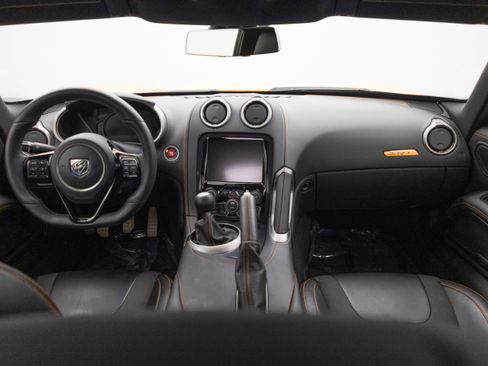 Used 2014 SRT Viper SRT-10 image 3