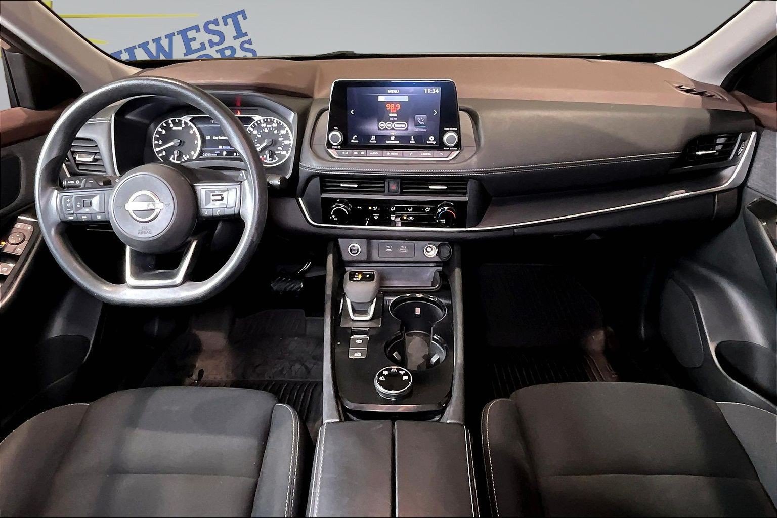 Used 2023 Nissan Rogue S AWD/4WD image 8