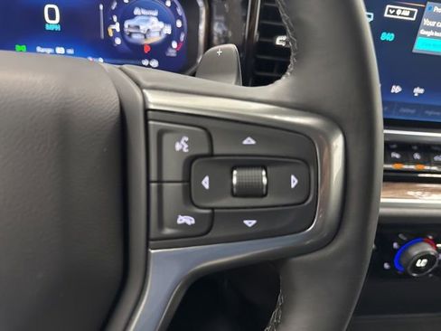 Used 2026 Chevrolet Silverado 1500 LT Trail Boss w/ LT Trail Boss Premium Package AWD/4WD image 14