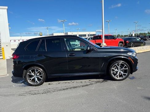 Used 2021 BMW X5 xDrive40i w/ M Sport Package AWD/4WD image 6