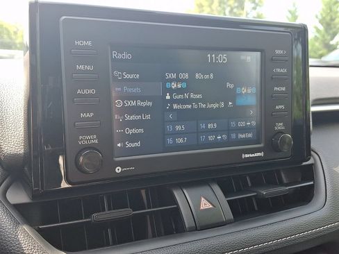 Certified 2022 Toyota RAV4 LE AWD/4WD image 16
