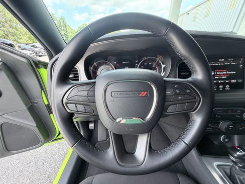 Used 2023 Dodge Charger SXT RWD image 12