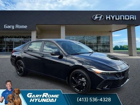 Certified 2026 Hyundai Elantra Sport FWD image 2