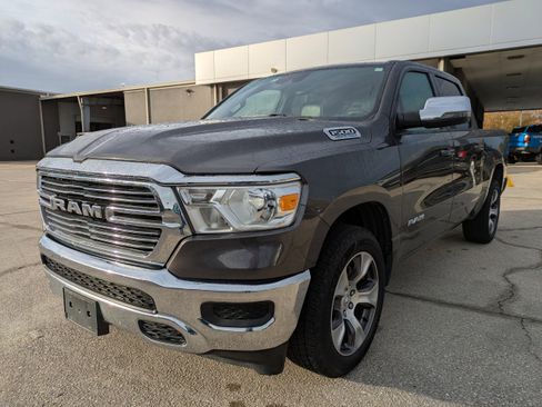 Used 2024 RAM 1500 Laramie image 8