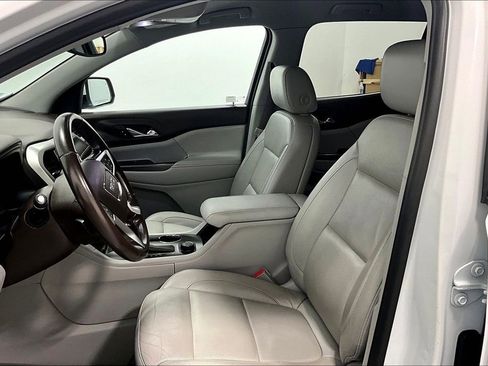 Used 2018 GMC Acadia SLT FWD image 25