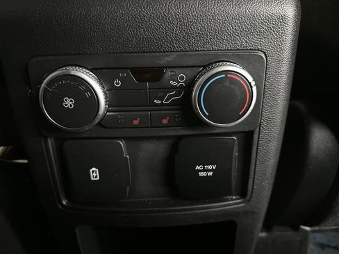 Used 2020 Ford Explorer ST w/ ST Street Pack image 35