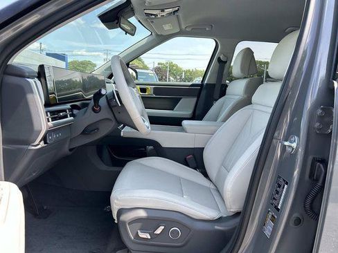 New 2027 Hyundai Santa Fe SEL AWD/4WD image 8