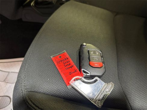 Used 2020 Jeep Wrangler Unlimited Sport S image 32