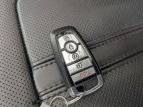 Certified 2021 Ford Expedition Max Platinum image 53