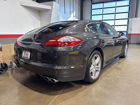 Used 2013 Porsche Panamera 4S image 23