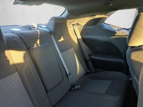 Used 2022 Dodge Challenger SXT image 20