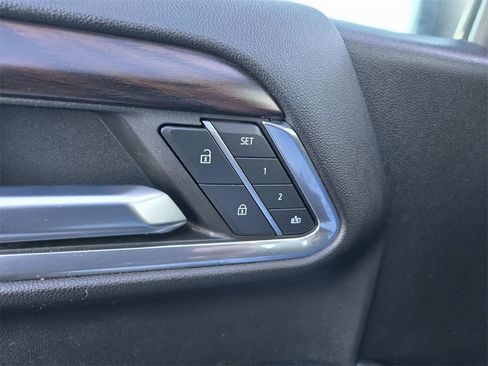 Used 2023 GMC Sierra 1500 SLT w/ SLT Premium Plus Package image 41