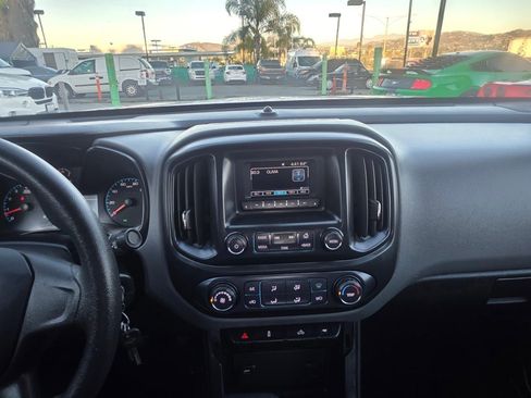 Used 2017 Chevrolet Colorado W/T image 14