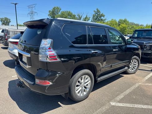 Used 2016 Lexus GX 460 w/ Premium Package AWD/4WD image 7