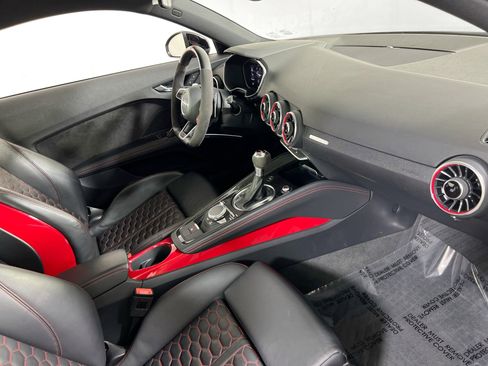 Used 2019 Audi TT RS AWD/4WD image 28