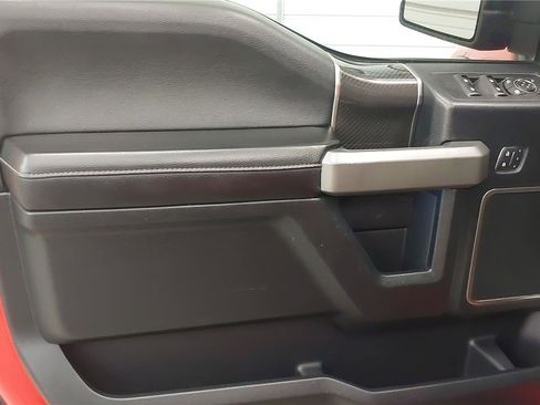 Used 2018 Ford F150 Raptor w/ Equipment Group 802A Luxury image 21