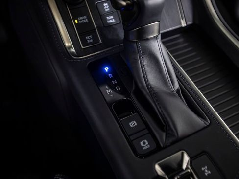 Used 2024 Lexus GX 550 w/ Cold Area Package image 39