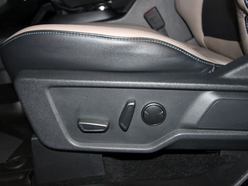 Used 2024 Ford Bronco Wildtrak image 7