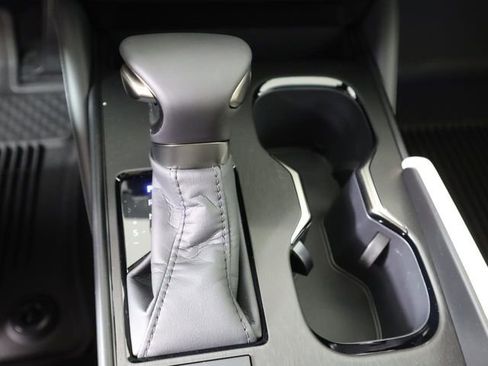 New 2025 Lexus ES 350 w/ Premium Package image 18