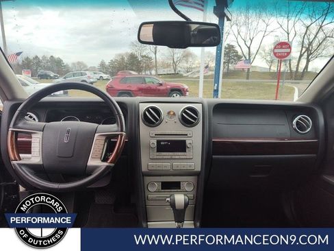Used 2008 Lincoln MKZ image 13