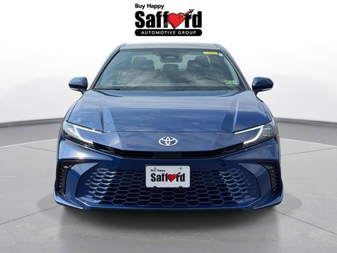 Used 2025 Toyota Camry XSE image 9