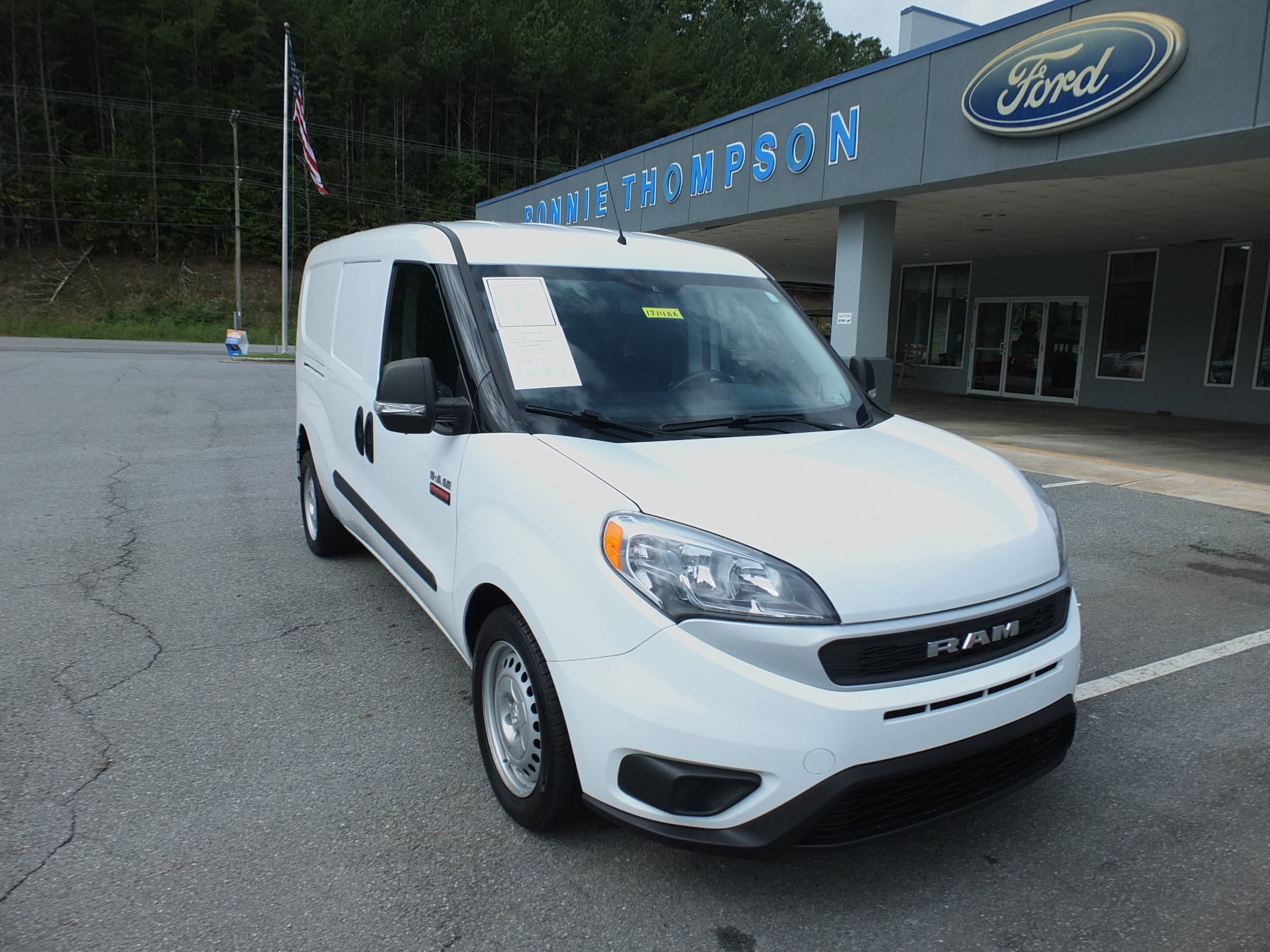 Used 2022 RAM ProMaster City Tradesman FWD image 1