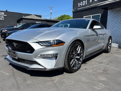 Used 2018 Ford Mustang GT Premium RWD image 22