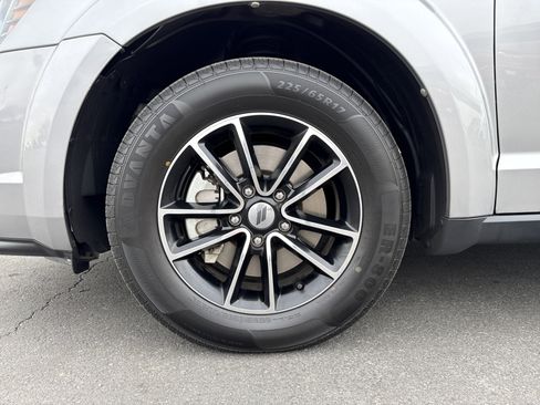 Used 2018 Dodge Journey SE w/ Popular Equipment Group image 5