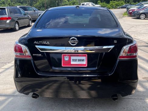 Used 2015 Nissan Altima 2.5 S w/ Power Driver Seat Package FWD image 5