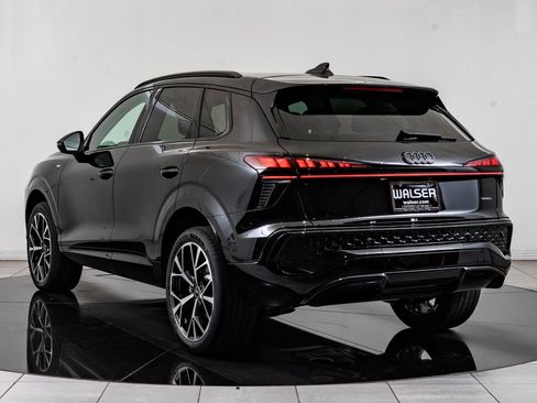 New 2026 Audi Q3 quattro 2.0T AWD/4WD image 6
