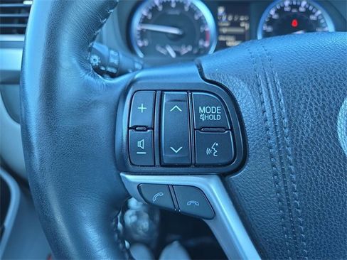 Used 2019 Toyota Highlander Limited Platinum image 20
