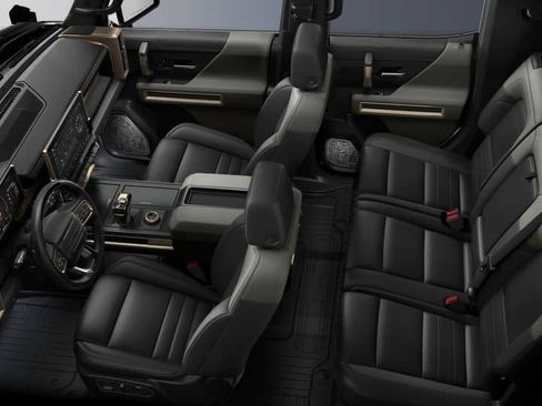 New 2025 GMC Hummer EV 3X w/ LPO, Illumination Package AWD/4WD image 32