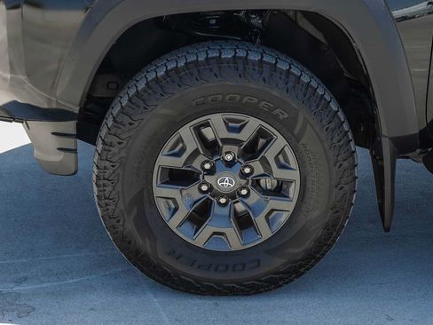 Certified 2021 Toyota Tacoma SR5 w/ Trail Edition AWD/4WD image 12