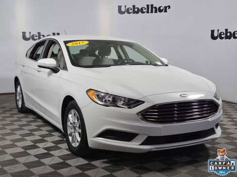 Used 2017 Ford Fusion S image 1